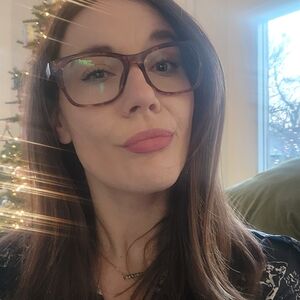 Meet your Posher, Demetri